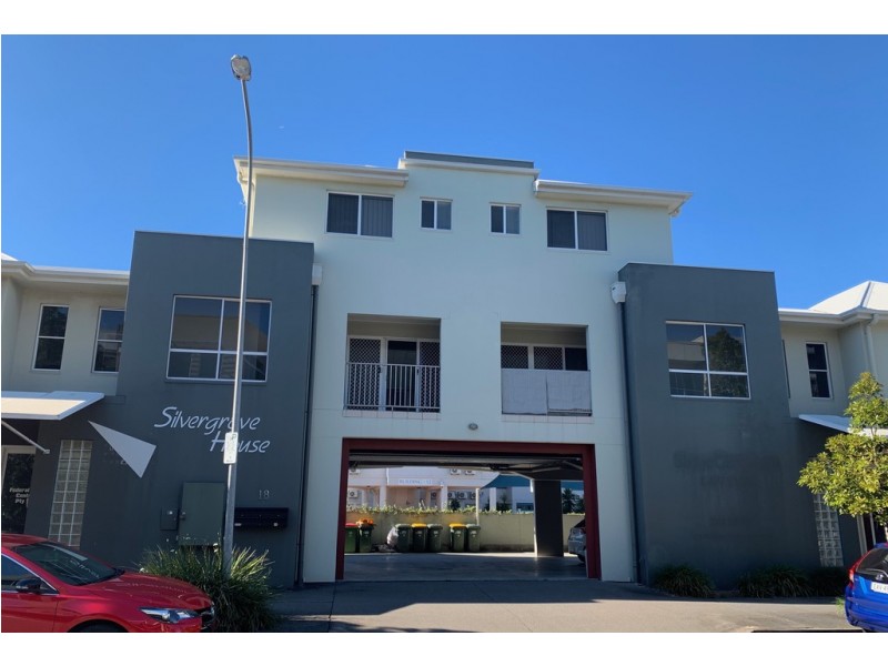 4/18 Lake Street, Varsity Lakes QLD 4227