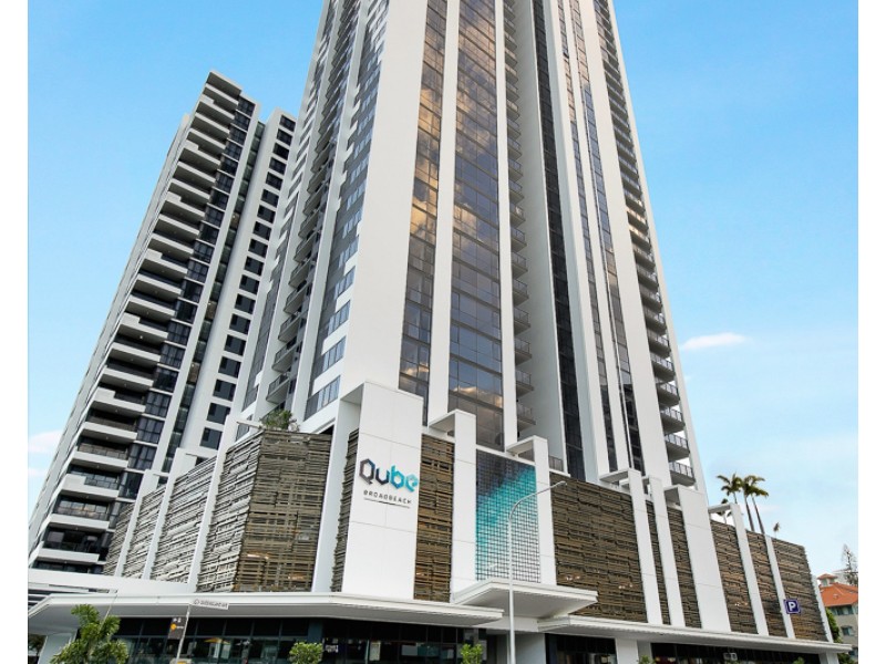 2/29 Queensland Avenue, Broadbeach QLD 4218