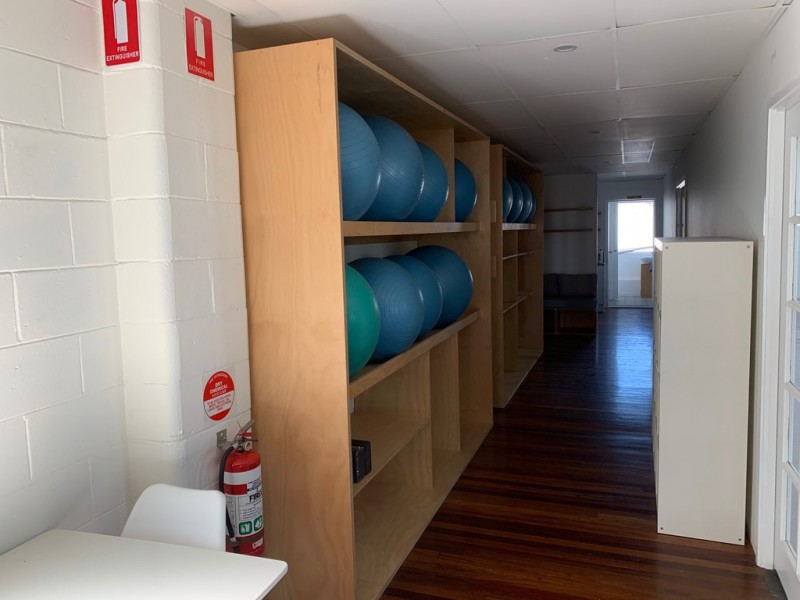 52 Peerless Avenue, Mermaid Beach QLD 4218