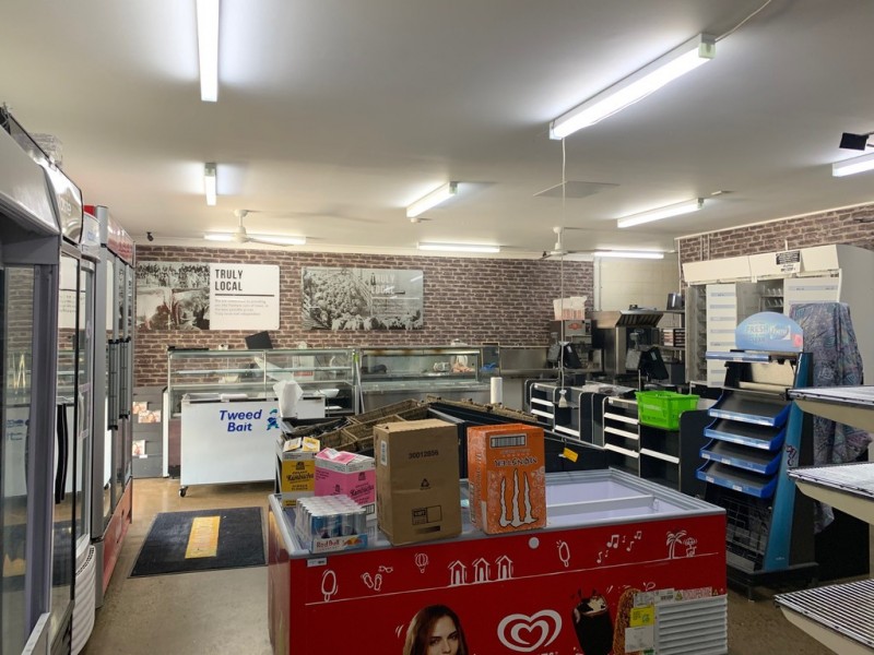 98 Christine Avenue, Burleigh Waters QLD 4220