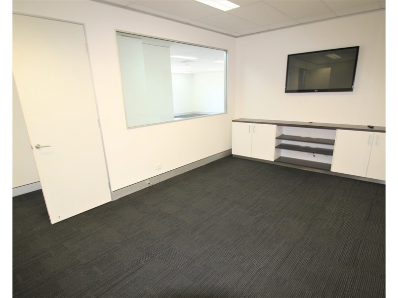 Suites 4 and 5 2 Boston Court, Varsity Lakes QLD 4227