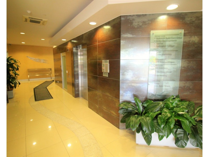 Suites 4 and 5 2 Boston Court, Varsity Lakes QLD 4227