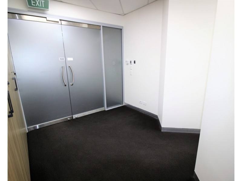 Suite 15/2 Waterfront Place, Robina QLD 4226