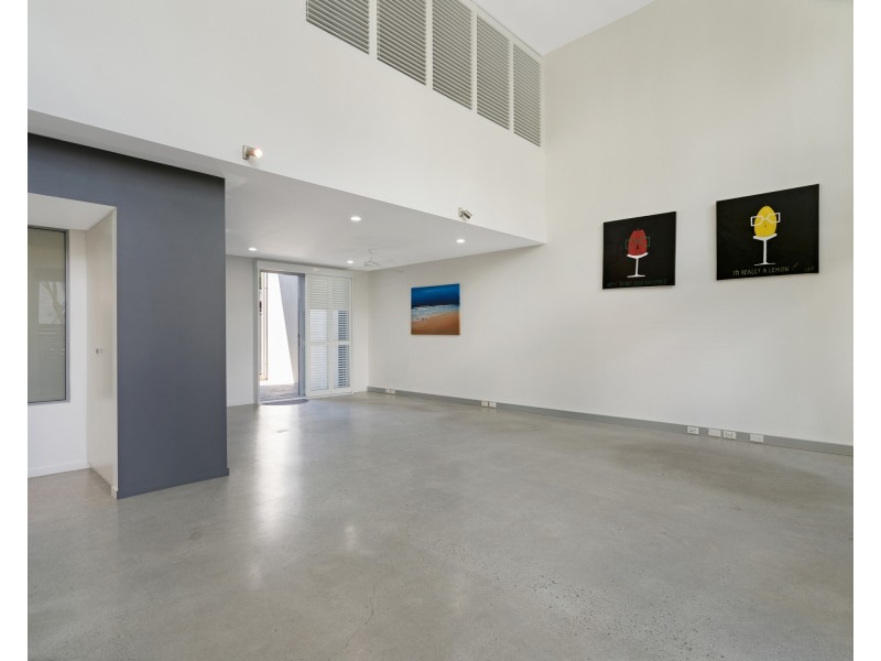 6 Watts Drive, Varsity Lakes QLD 4227