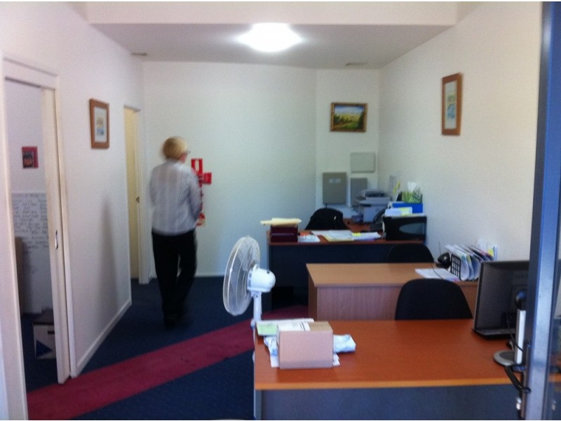 2/492 Christine Avenue, Robina QLD 4226