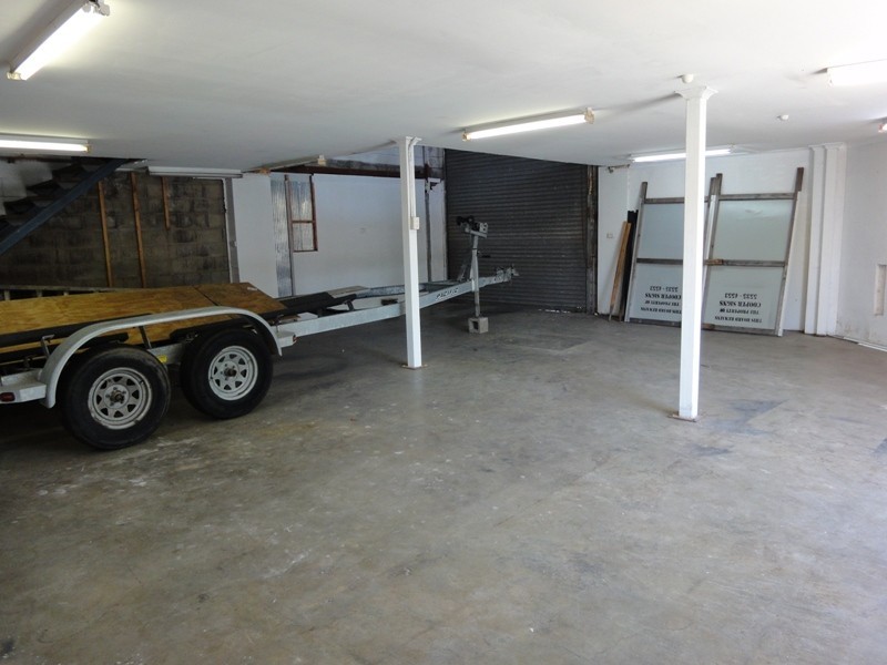 43 Paradise Avenue, Miami QLD 4220