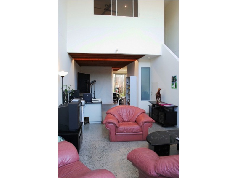 32 Lakefront Crescent, Varsity Lakes QLD 4227