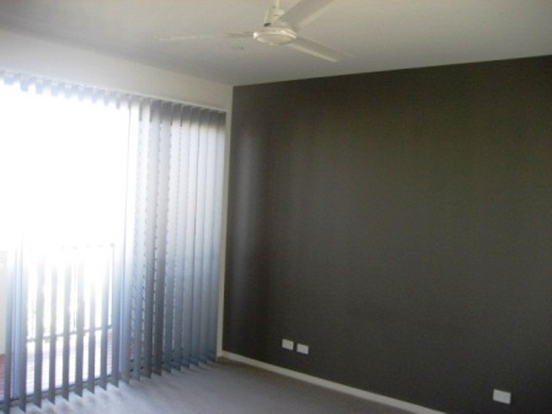 20 Watts Drive, Varsity Lakes QLD 4227