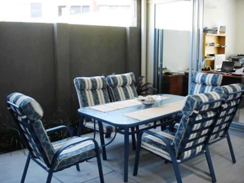 20 Watts Drive, Varsity Lakes QLD 4227