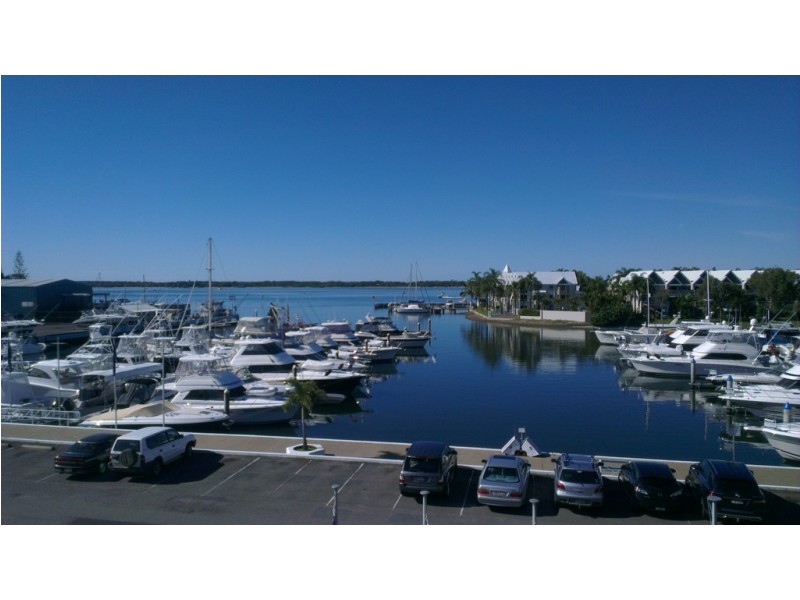 Paradise Point QLD 4216