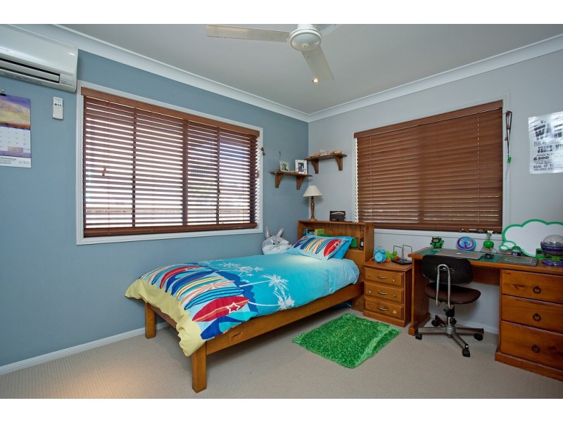 32 Tallebudgera Creek Road, Burleigh Heads QLD 4220