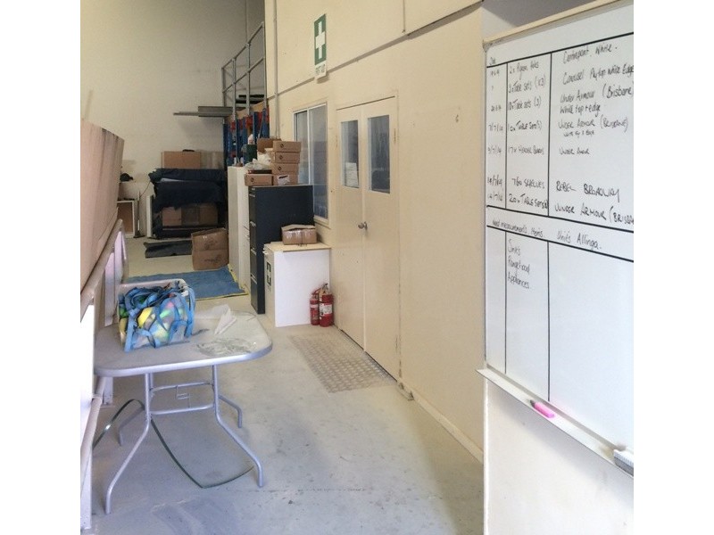 1/4 Reichert Drive, Molendinar QLD 4214