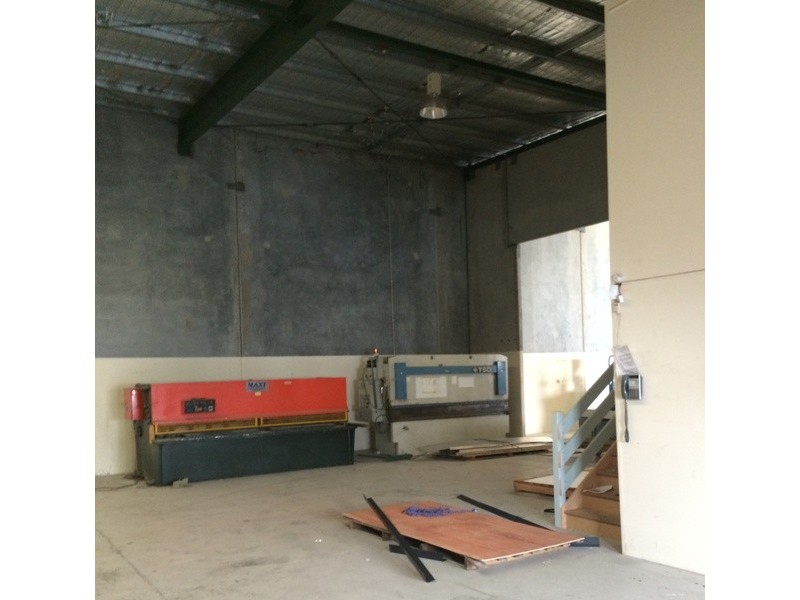 1/4 Reichert Drive, Molendinar QLD 4214