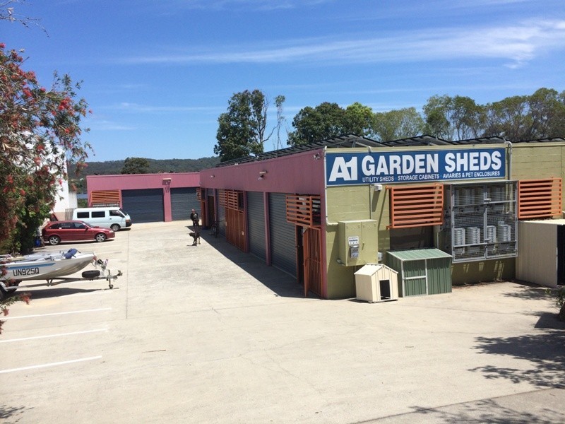 4 Flint Court, Varsity Lakes QLD 4227