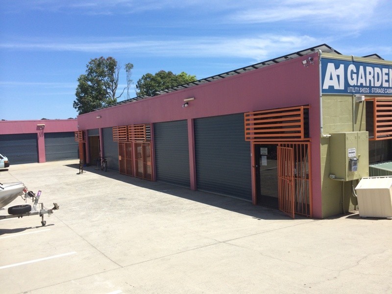 4 Flint Court, Varsity Lakes QLD 4227