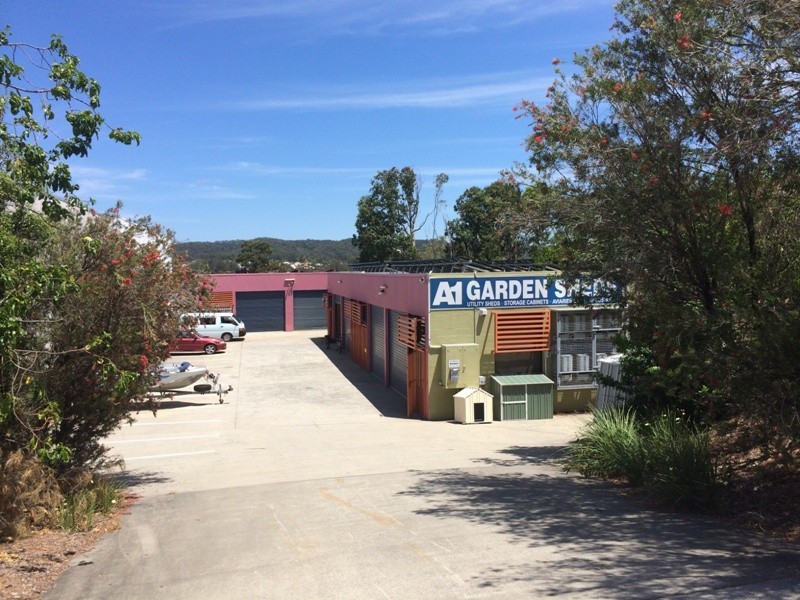 4 Flint Court, Varsity Lakes QLD 4227
