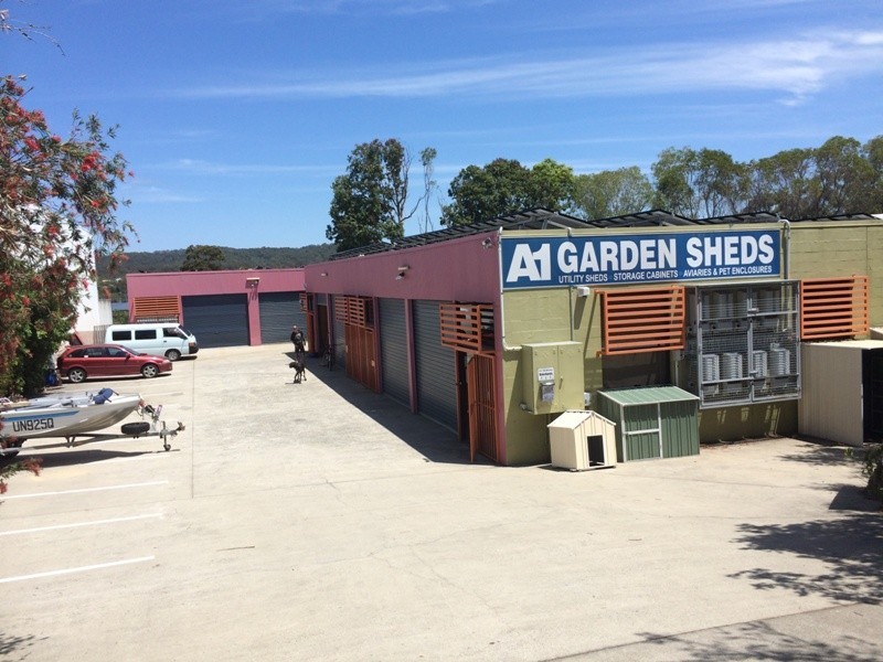 4 Flint Court, Varsity Lakes QLD 4227