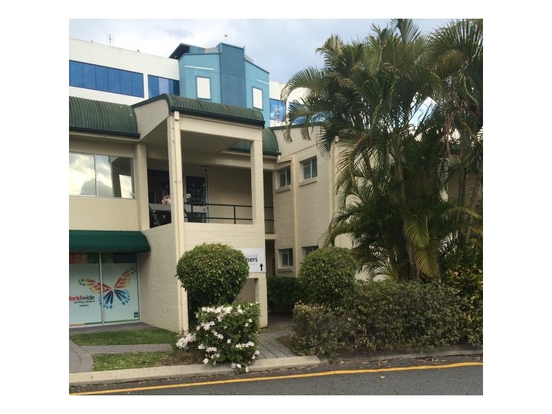 8/5 Frigo Court, Bundall QLD 4217