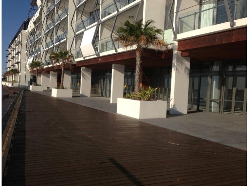 Shop 5/4 Marina Prom, Paradise Point QLD 4216