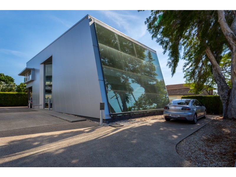 16 Ashmore Road, Bundall QLD 4217