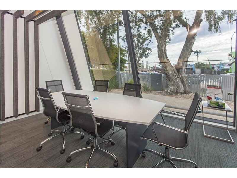 16 Ashmore Road, Bundall QLD 4217