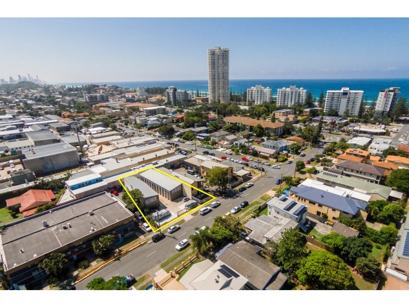 17 Gardenia Grove, Burleigh Heads QLD 4220