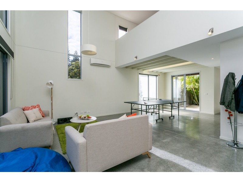 153 Varsity Parade, Varsity Lakes QLD 4227