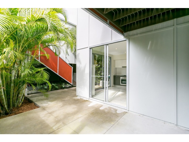 153 Varsity Parade, Varsity Lakes QLD 4227