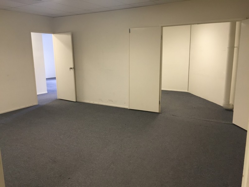 1/2 Breakwater Road, Robina QLD 4226