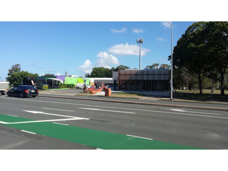 90 Markeri Street, Mermaid Waters QLD 4218