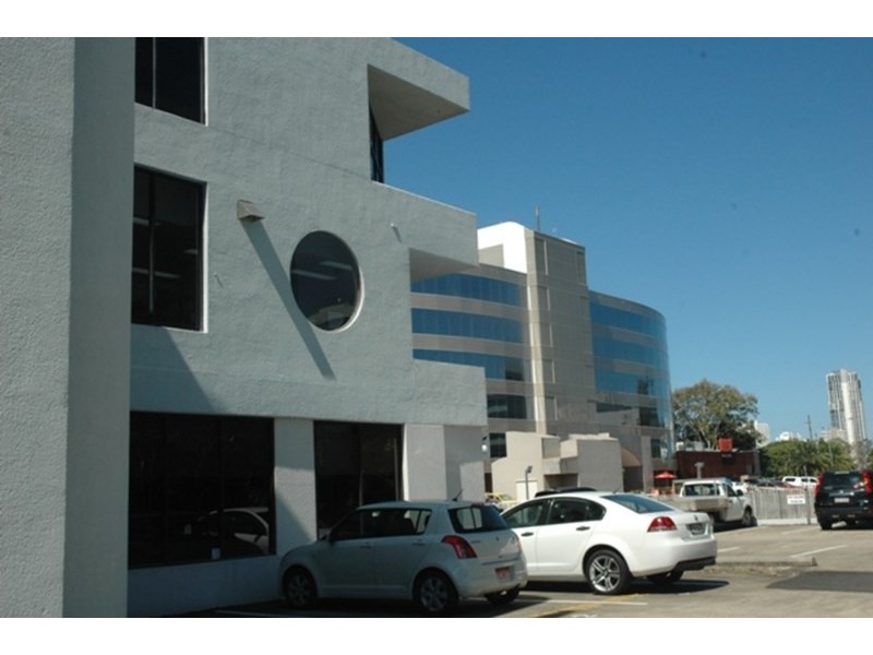 2E/109 Upton Street, Bundall QLD 4217