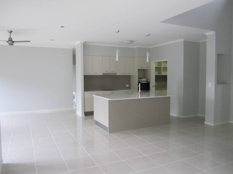 Pomona QLD 4568