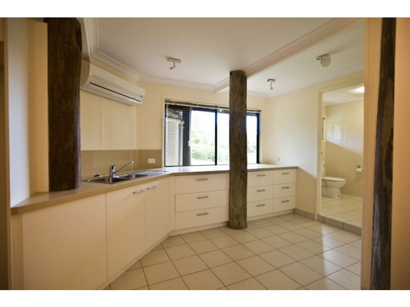 10 Stockman Court, Pomona QLD 4568