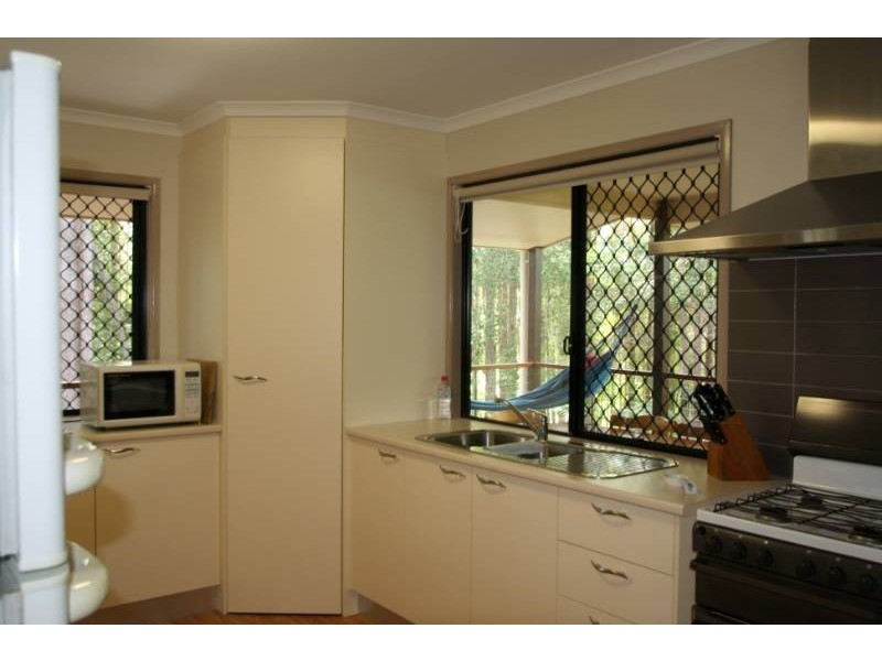 21 Yurol Forest Drive, Pomona QLD 4568