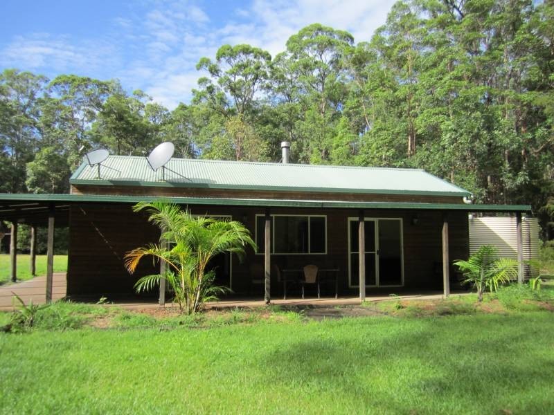 68 Hempsall Road, Cootharaba QLD 4565