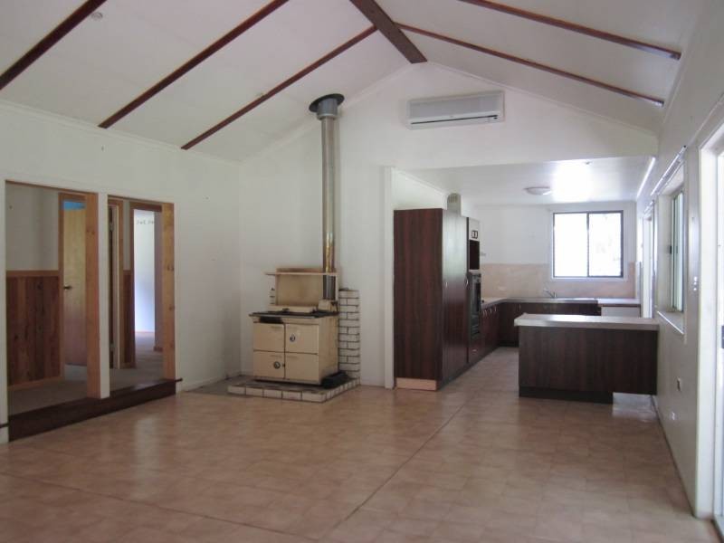 68 Hempsall Road, Cootharaba QLD 4565