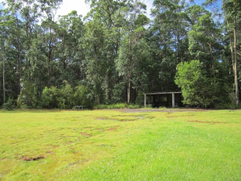 68 Hempsall Road, Cootharaba QLD 4565