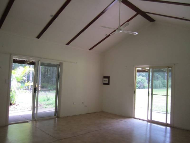 68 Hempsall Road, Cootharaba QLD 4565