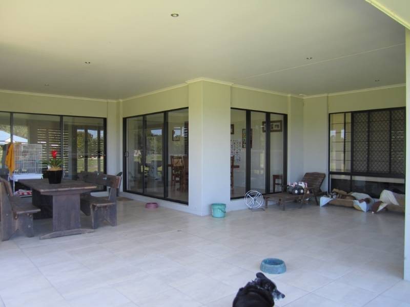 6 Stratford Park Drive, Pomona QLD 4568