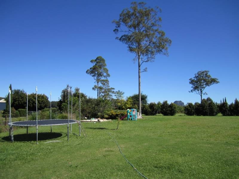 6 Stratford Park Drive, Pomona QLD 4568