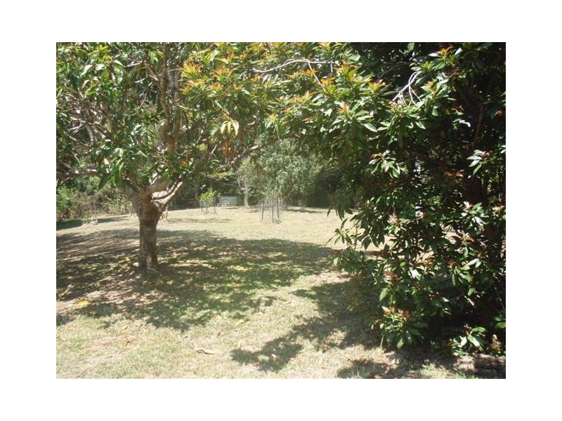 182 Pomona Connection Road, Pomona QLD 4568