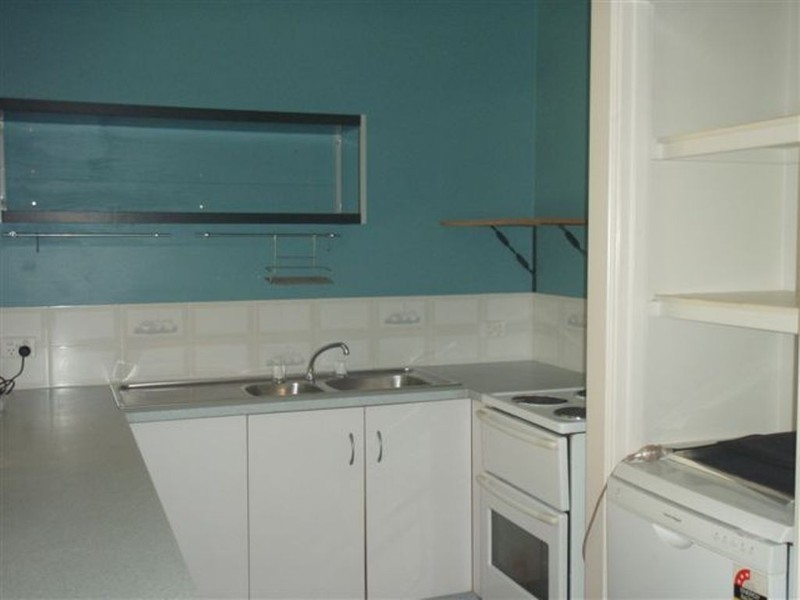 52 Queen St, Cooran QLD 4569