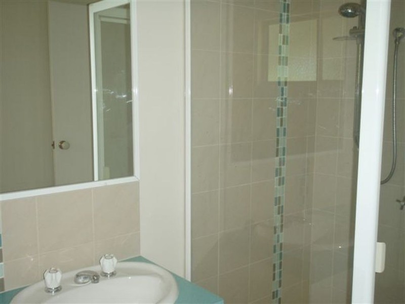 52 Queen St, Cooran QLD 4569