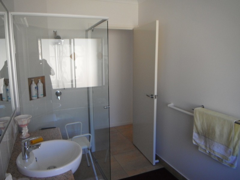 Pinbarren QLD 4568