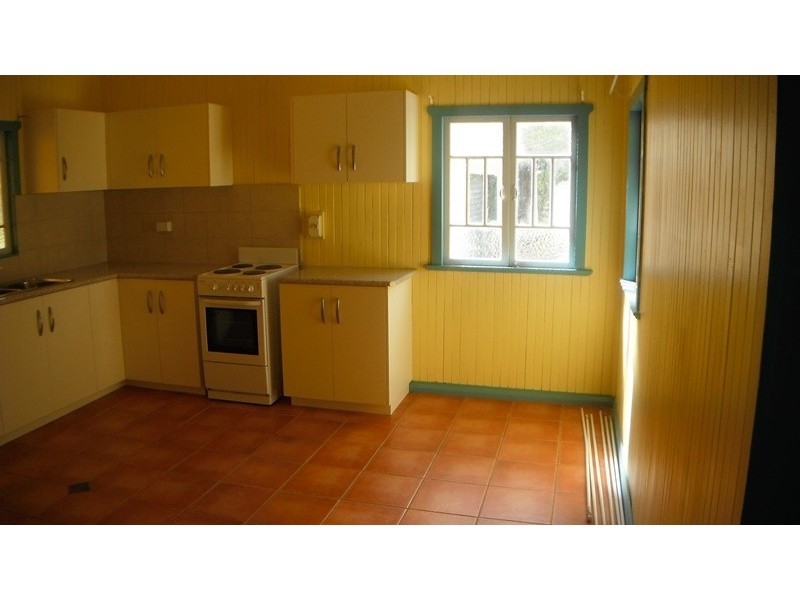 58 Queen Street, Cooran QLD 4569