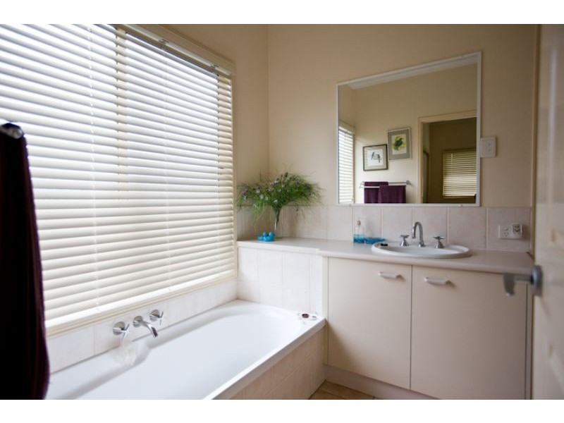 10 Stockman Court, Pomona QLD 4568