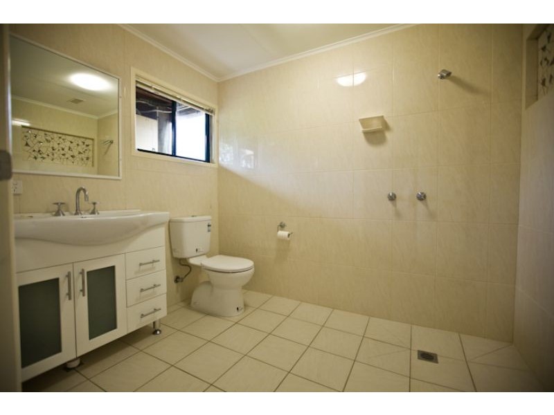 10 Stockman Court, Pomona QLD 4568