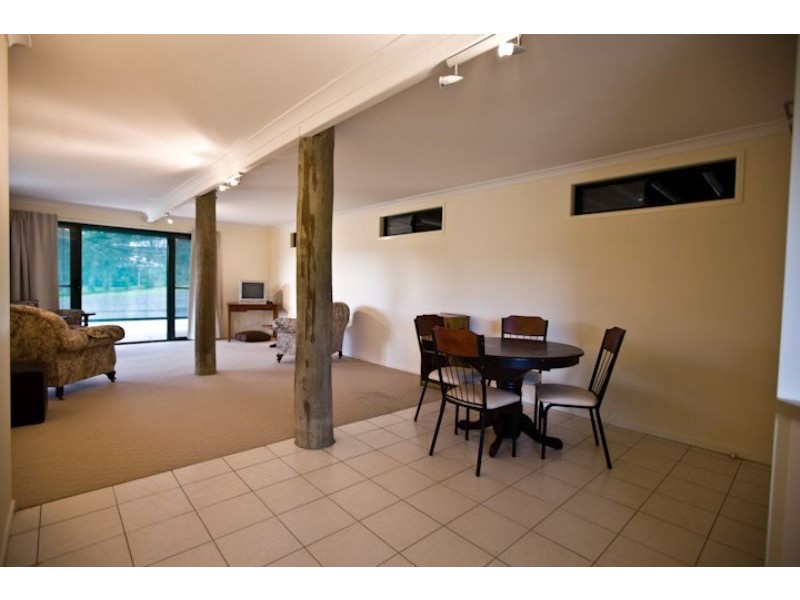 10 Stockman Court, Pomona QLD 4568