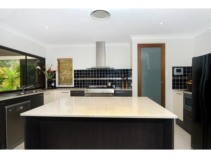 7 Belwood Place, Pomona QLD 4568