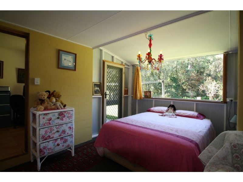 3 Taylor Drv, Pomona QLD 4568